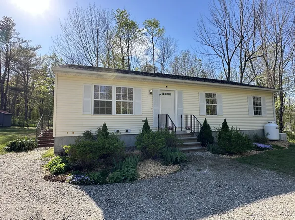 746 Post Road, Bowdoinham, ME 04008