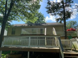 2520 Belmont Dr, High Ridge, MO 63049