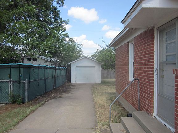 2nd image of 106 S Palo Duro St Unit A