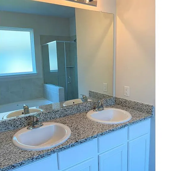 8312 White Pine Dr — Photo 7