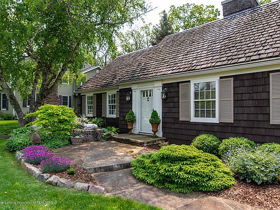 2nd image of 432 Whitehills Dr