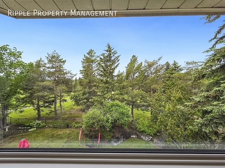 138 Mount Robson Close SE — Photo 50