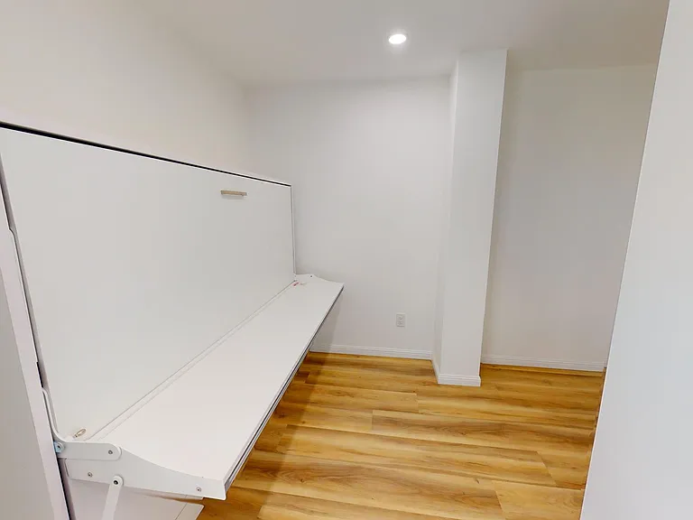 2521 Regent St #20 — Photo 9