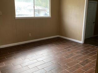 4725 Dorsey St, Forest Hill, TX 76119