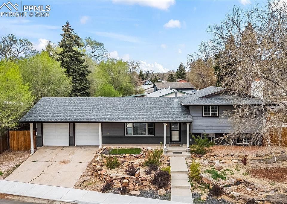 1st image of 4518 Moffat Ln