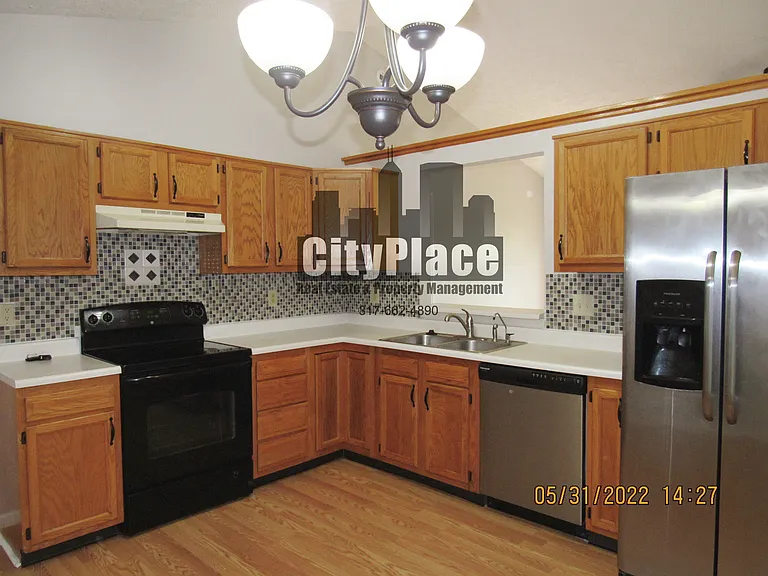 525 E Pine Ridge Dr — Photo 6