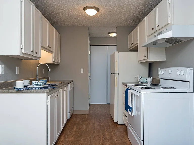 Oak Grove Kitchen