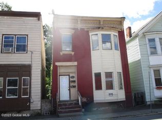 3121 7th Ave, Troy, NY 12180
