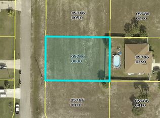 3927 NE 22nd Pl, Cape Coral, FL 33909