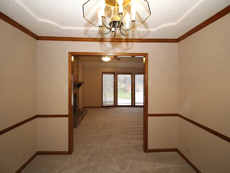 11616 Oakmont St — Photo 5