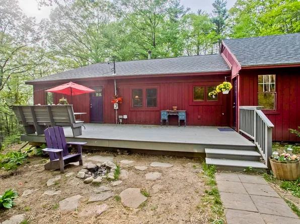 174 Locke Hill Rd, Wendell, MA 01379