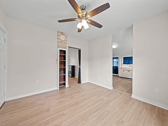 3rd image of 708 Michigan Ave