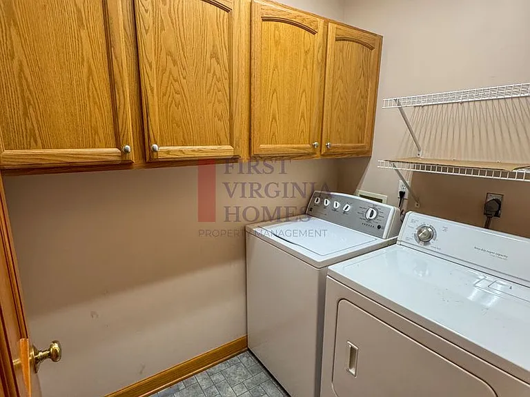 25 Fleetwood Dr — Photo 13