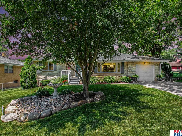 4522 Drexel St, Omaha, NE 68117