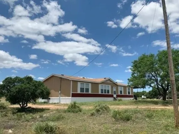 1001 California Street, Llano, TX 78643