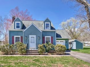 51 Cowperthwaite Rd, Bedminster, NJ 07921