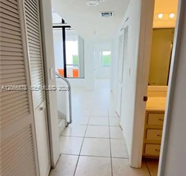 456 Poinciana Dr #CU-1620 — Photo 25