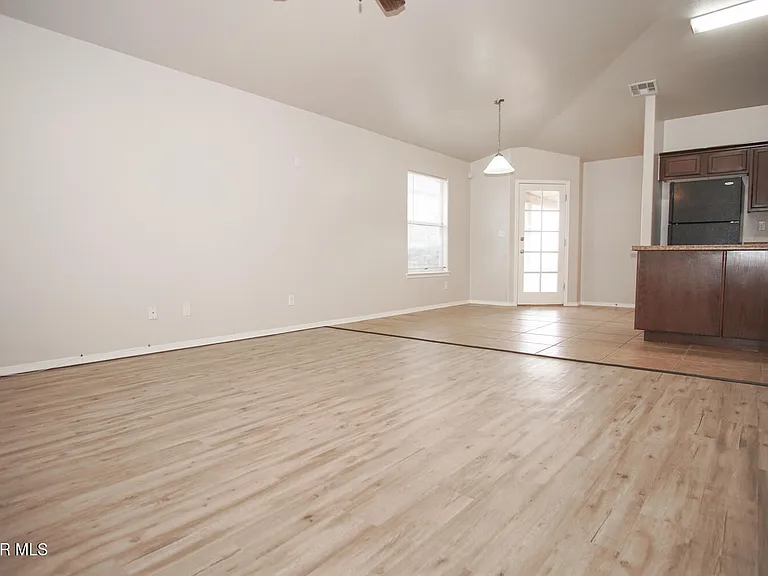 14308 Arabian Point Ave — Photo 2