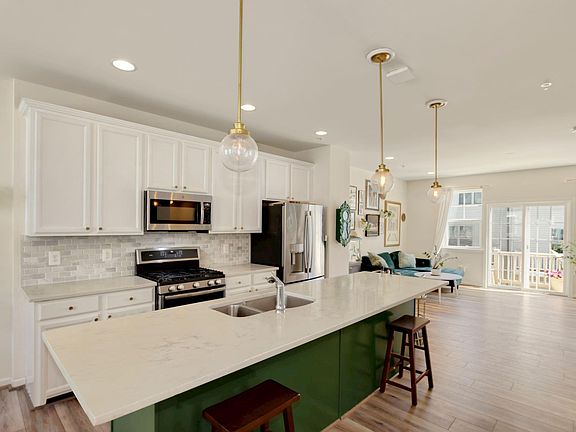 2nd image of 14320 Potomac Heights Ln #14320