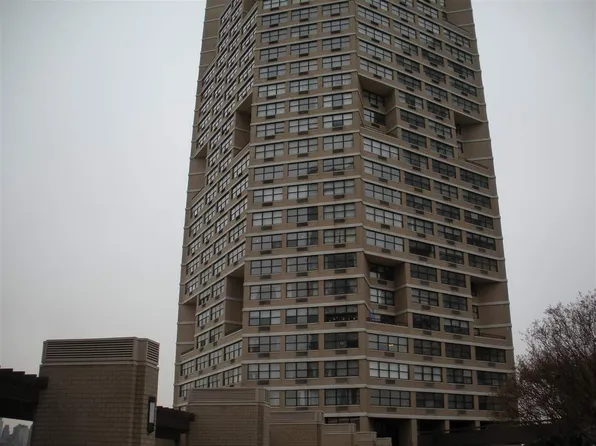 7002 Blvd E APT 15B, Guttenberg, NJ 07093