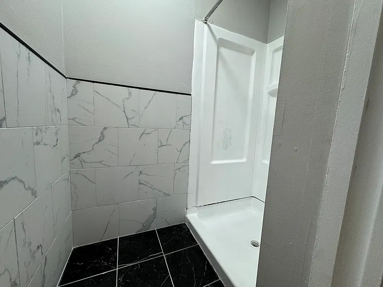 345 Myrtle St #3W — Photo 13