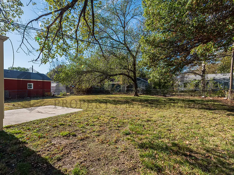731 S Apache Dr — Photo 3