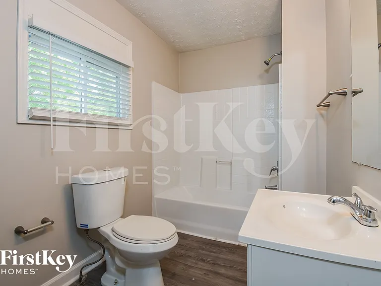 5664 Perk St — Photo 15