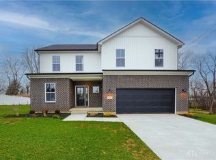 2805 Swigert Rd, Dayton, OH 45440