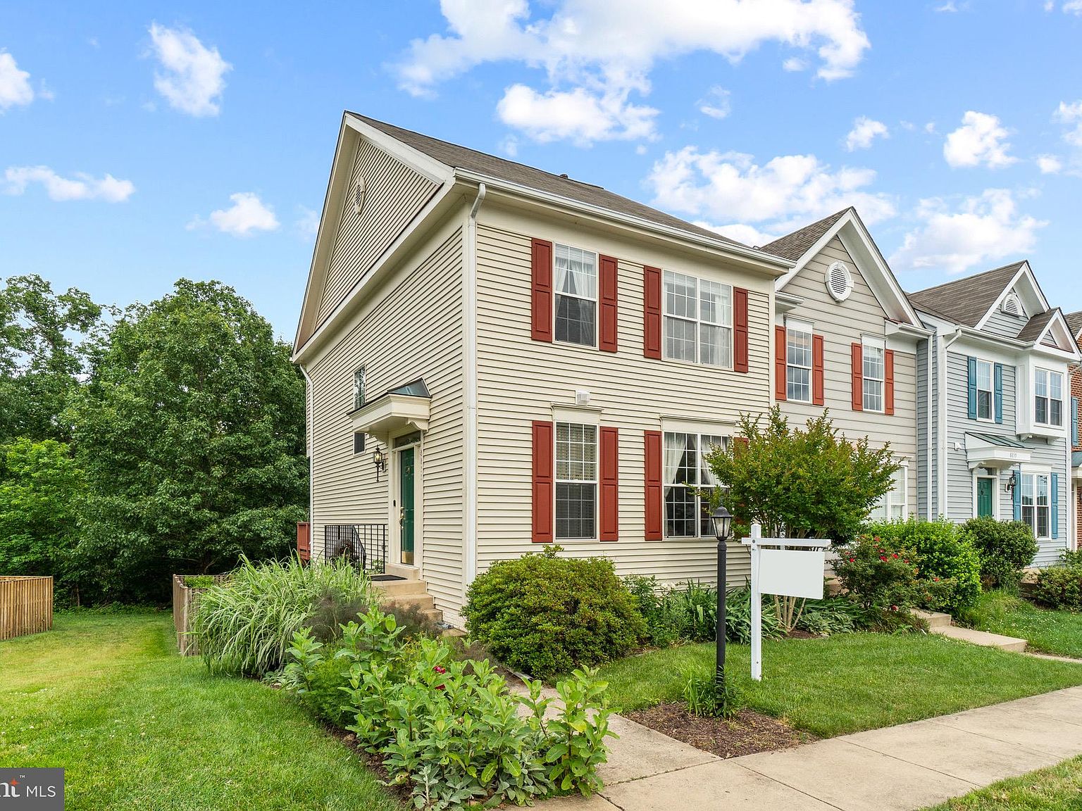 8855 Moat Crossing Pl, Bristow, VA 20136 | Zillow