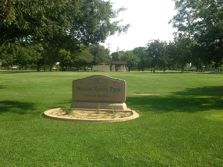 825 W Union Ave — Photo 2