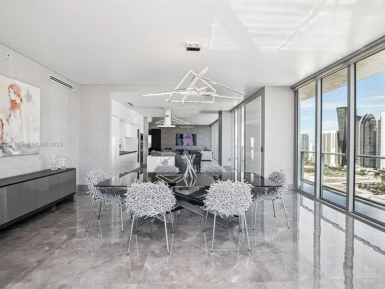 330 Sunny Isles Blvd #5-UPH04 — Photo 13