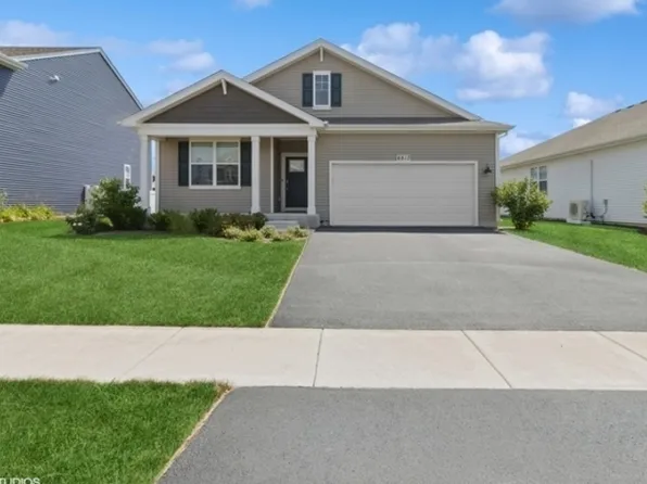 6813 Cobble Springs Ln, Wonder Lake, IL 60097