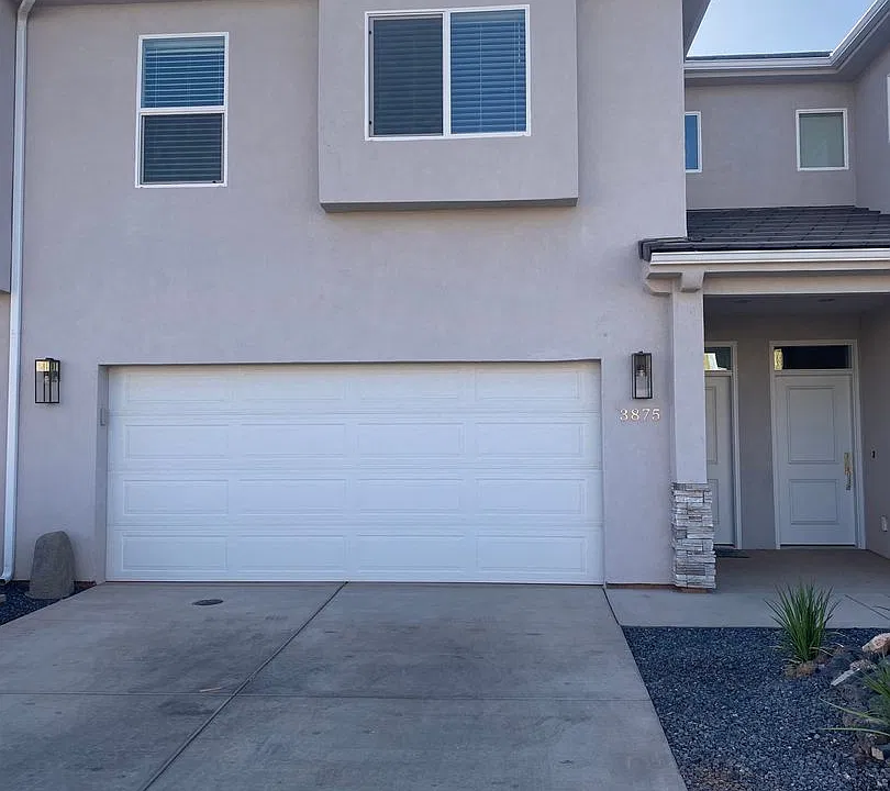 3875 S Platinum Dr