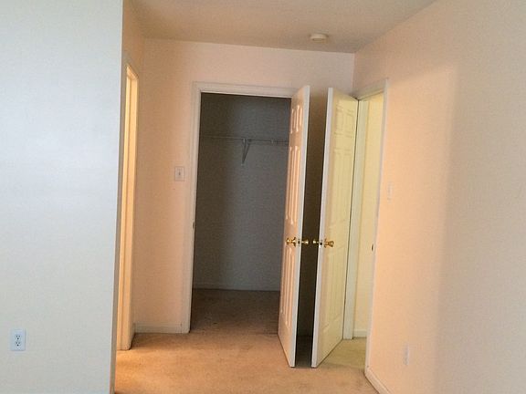 3rd image of 1505 Briarwood Ct