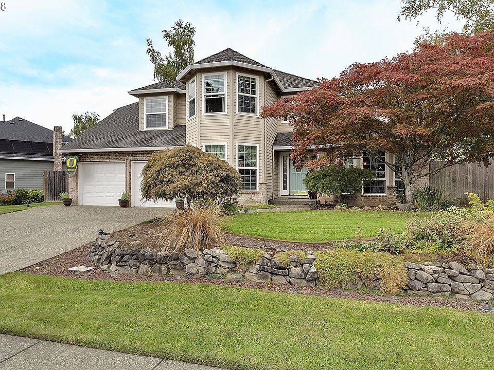 1st image of 288 NE Hillwood Dr