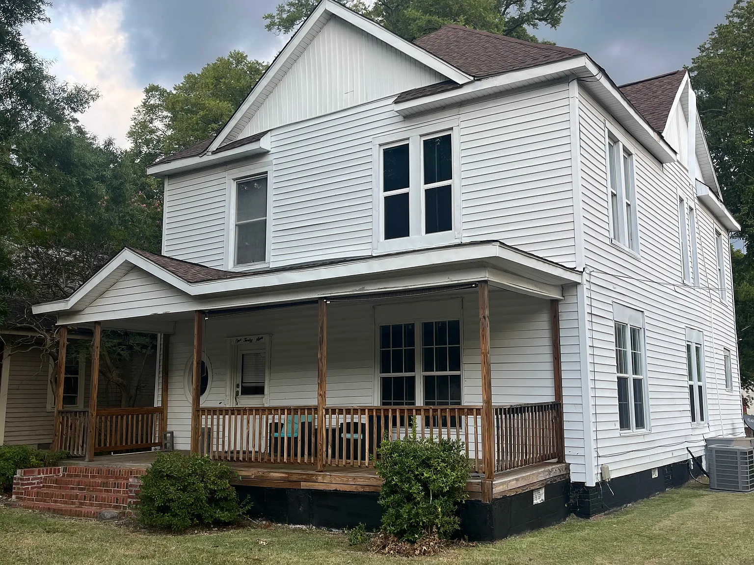 4 bed, 2765 sqft, $950 — Photo 2