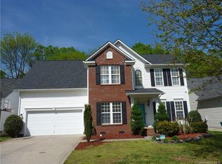 5104 Sunburst Ln, Charlotte, NC 28213