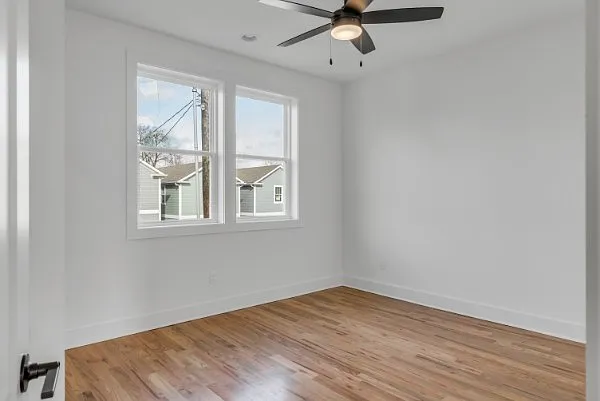 4910 Delaware Ave #C — Photo 18
