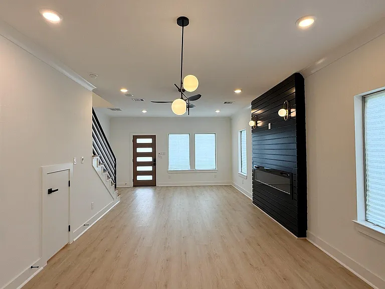 5414 Ina St — Photo 3