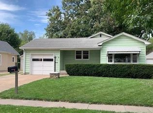 1735 N Keene Ave, Fremont, NE 68025