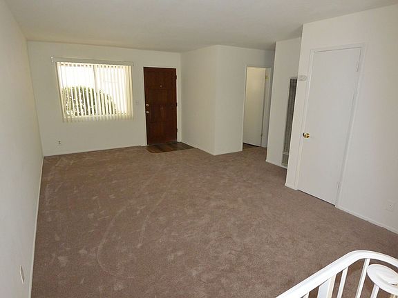 4th image of 4202-4208 Howard Ave #4204