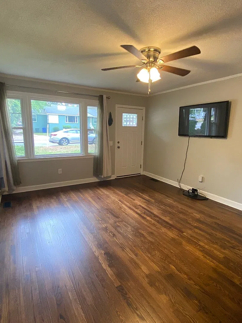Spacious 3BR/2BA with Open Layout and Large Backyard — Photo 2