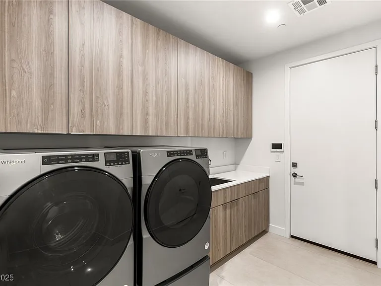 7385 Heron Canyon Ct — Photo 22