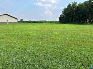 E 6th St, Freeman, SD 57029