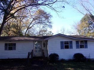 28669 Barrow Rd, Red Level, AL 36474