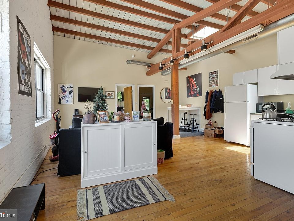 1st image of 200 Krams Ave APT 3-1