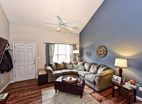 4th image of 327 Wilkes Place Dr #501