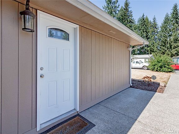 3rd image of 21808 148th St E