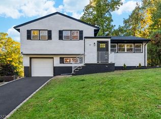 9 Shelley Ter, West Orange Twp., NJ 07052