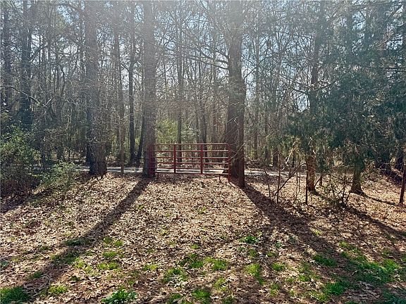 5th image of 1 Prater Farm Rd